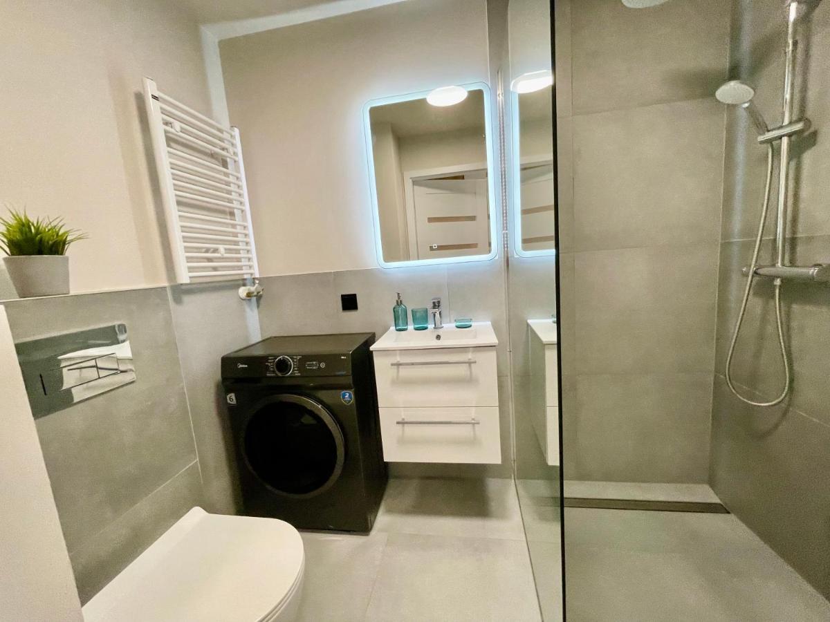 Opal Apartment Kozielska 106D - Parking Gliwice Ngoại thất bức ảnh